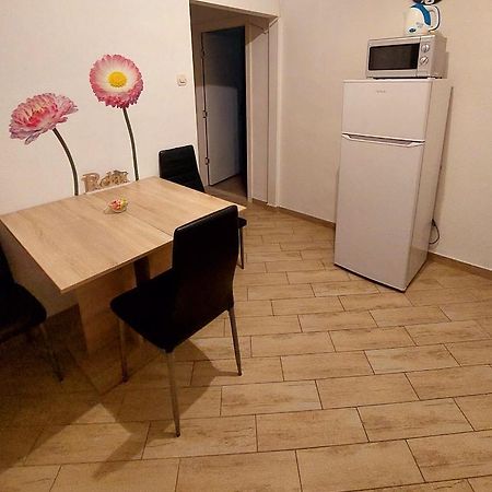 Studio Apartman Dolenac Apartment Zagreb Exterior foto